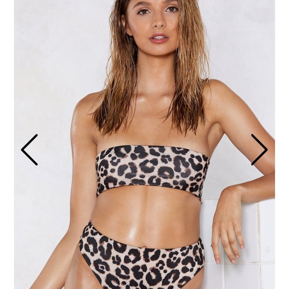Nasty Gal- strapless bandeau leopard bikini top